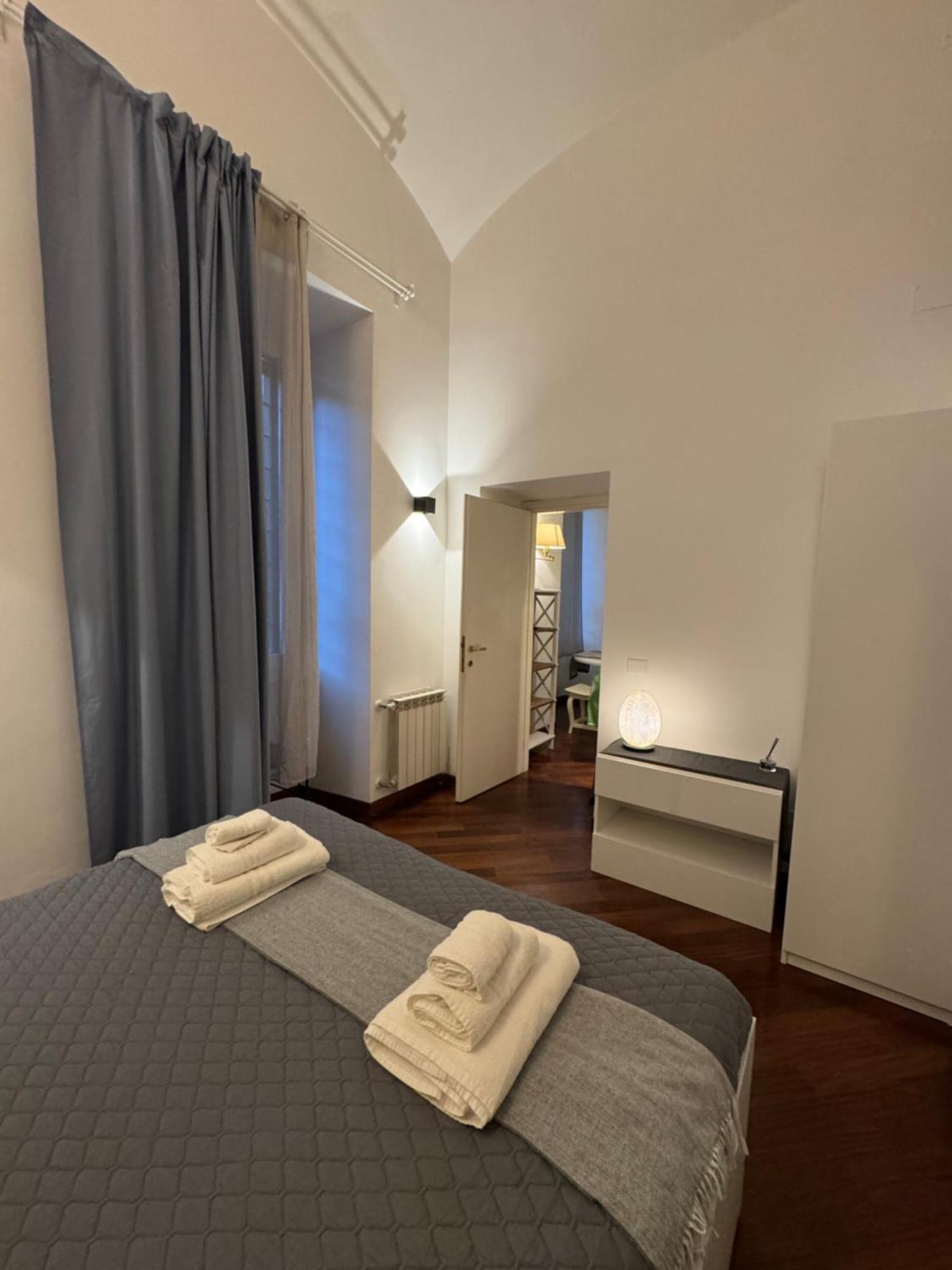 Cozy Near Colosseum Lägenhet